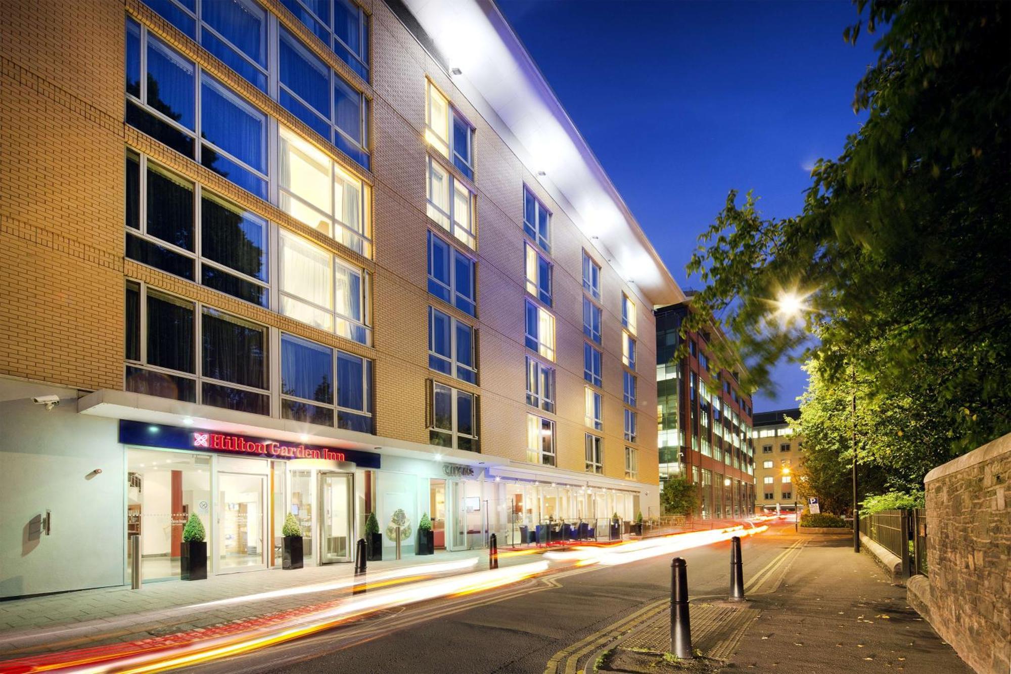 Hilton Garden Inn Bristol City Centre Exterior photo