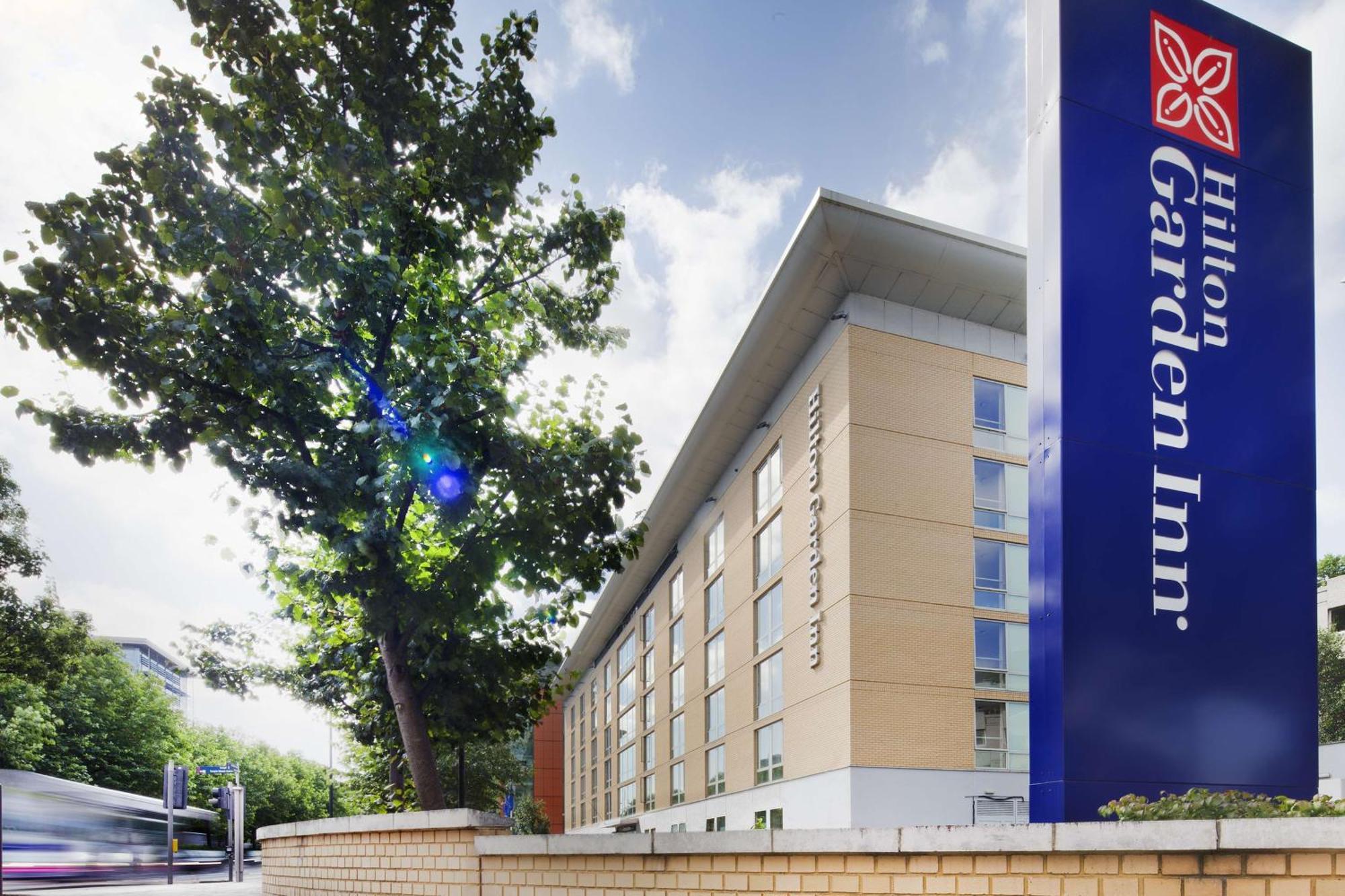 Hilton Garden Inn Bristol City Centre Exterior photo