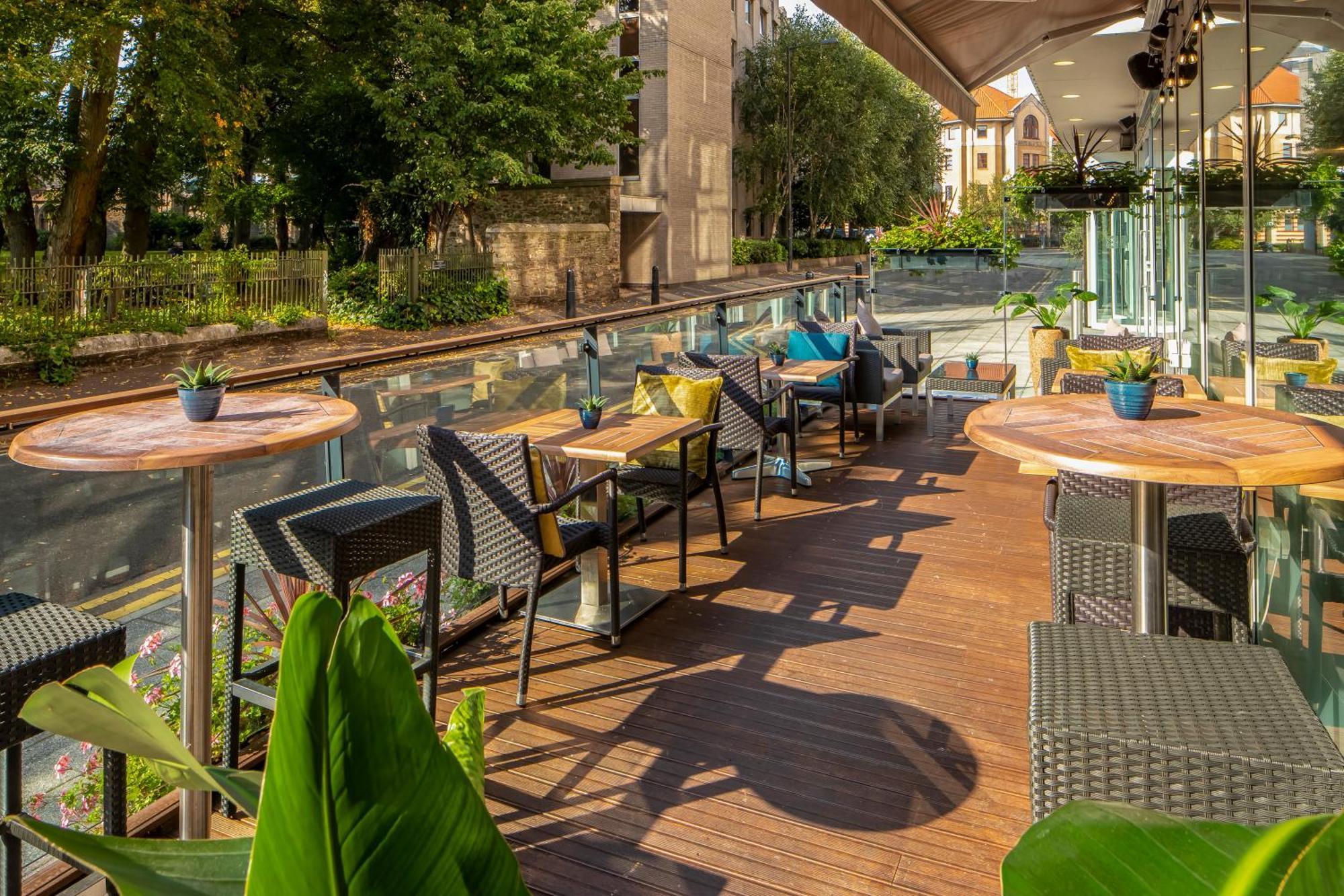 Hilton Garden Inn Bristol City Centre Exterior photo