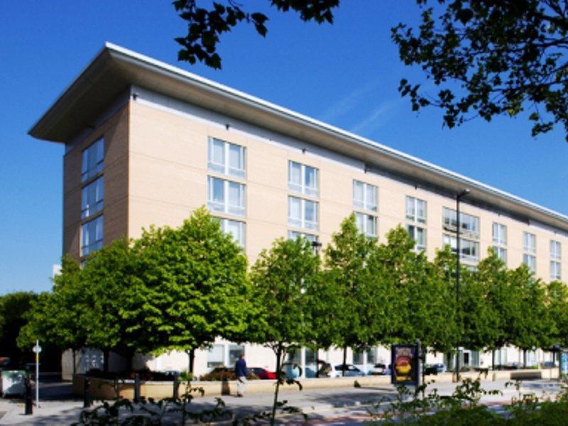 Hilton Garden Inn Bristol City Centre Exterior photo