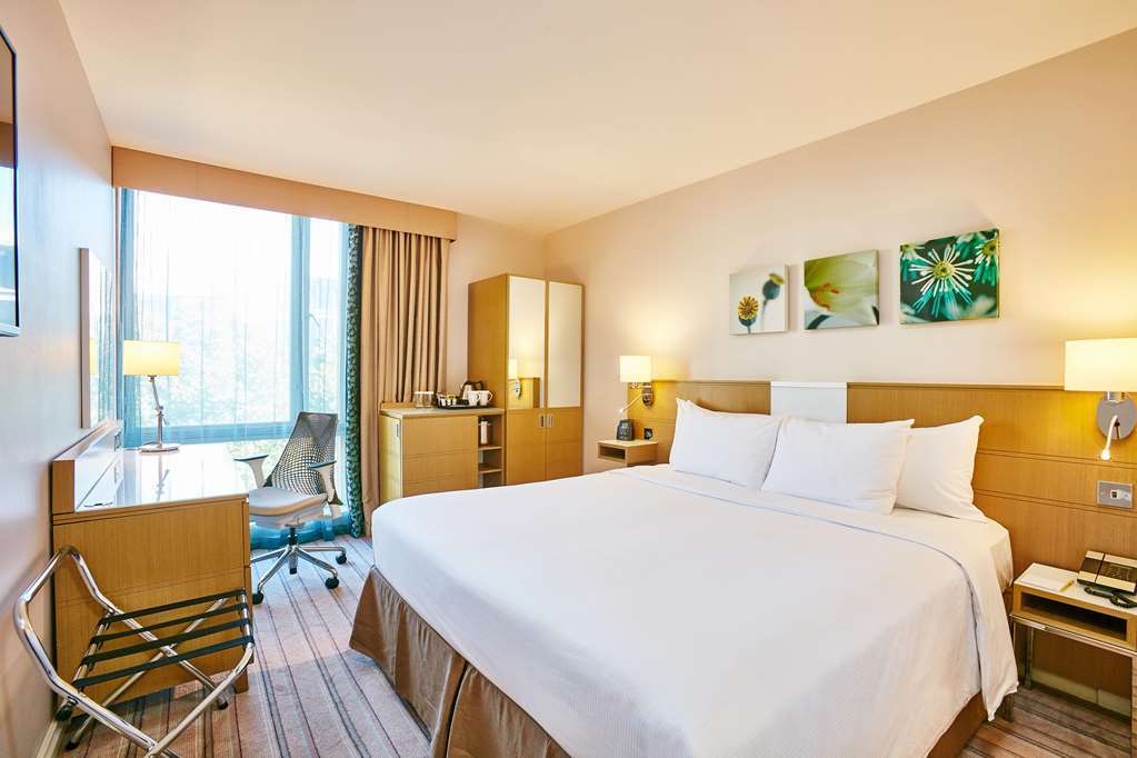 Hilton Garden Inn Bristol City Centre Room photo